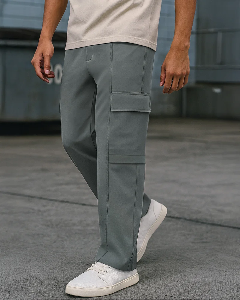 bewakoof Men's Light Grey Cargo Pants